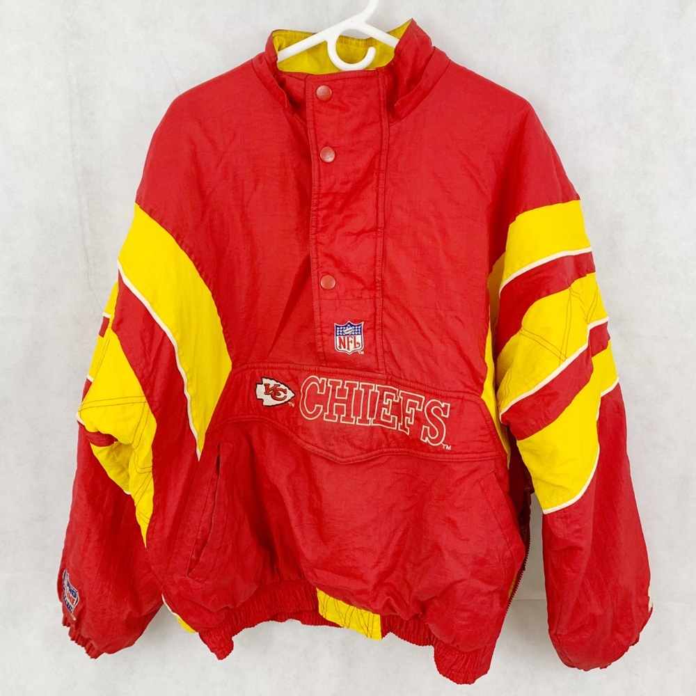 Vintage Starter Chiefs heavy jacket pullover! ❤️💛